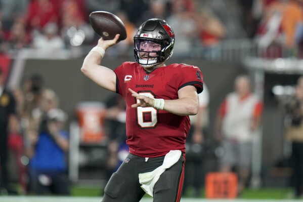 What time are the 2025 playoff games today